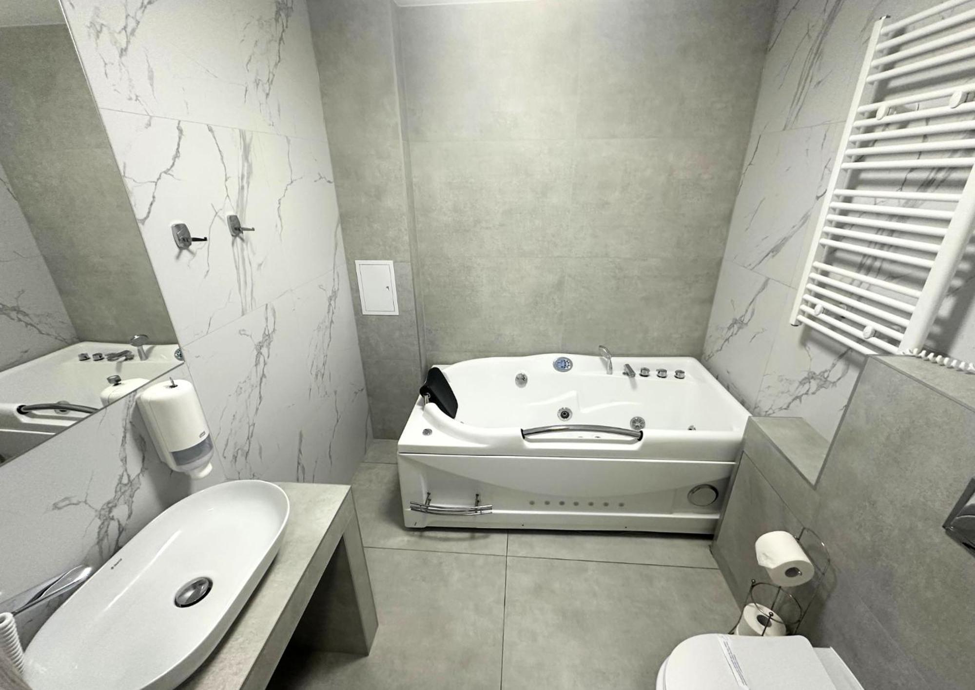 Miejsca Noclegowe W Arka Medical Spa Kołobrzeg Esterno foto